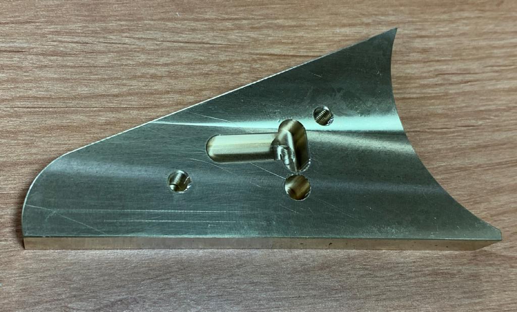 (20100408) Fountain Cheek (RH) - POLYTYPE